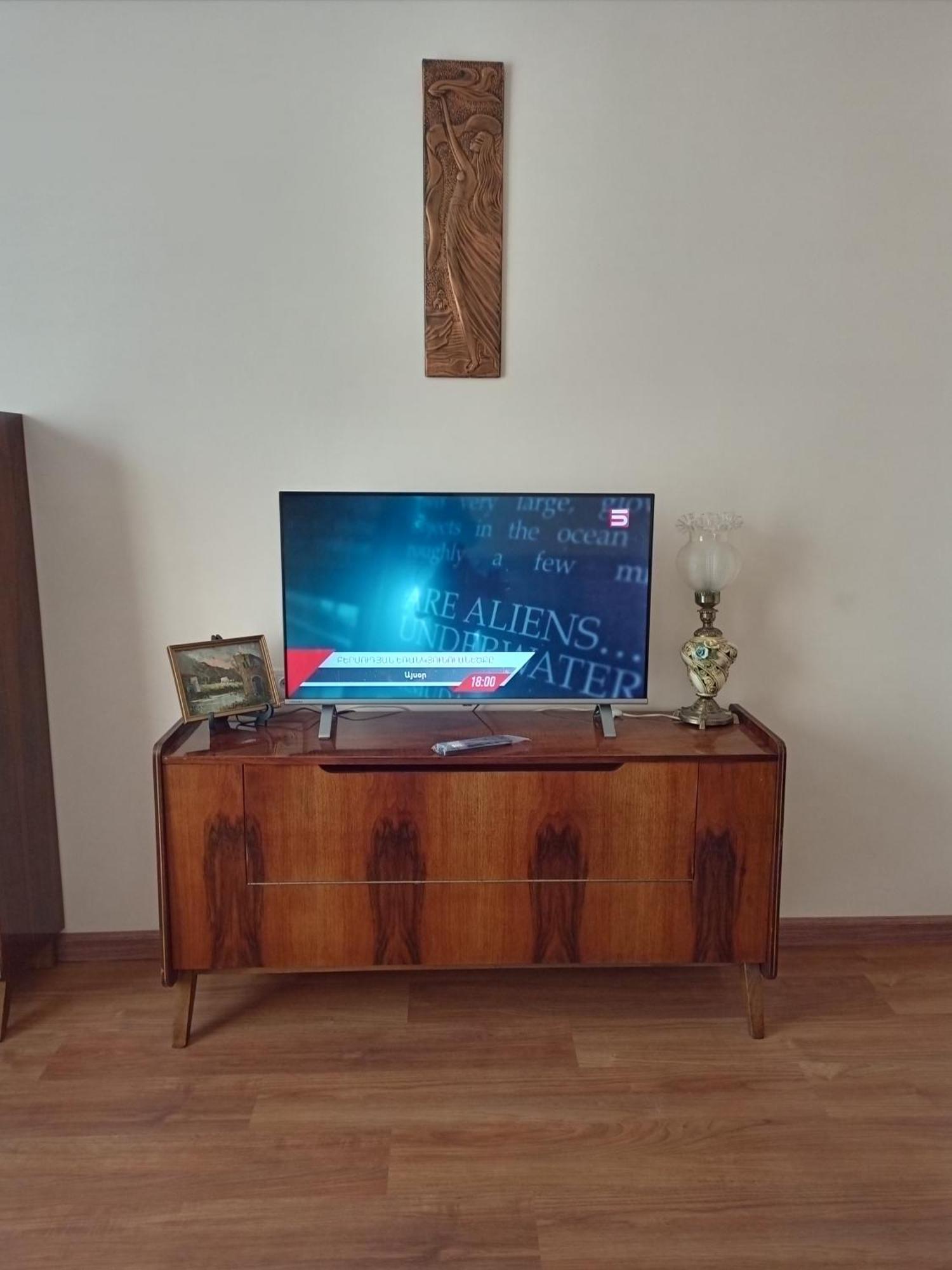Spacious One Bedroom Apartment In The City Centre Jerevan Exteriér fotografie